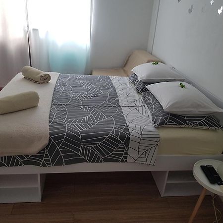 Apartments Barac Porec Bagian luar foto